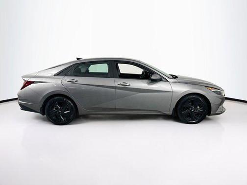 Fluid Metal 2023 Hyundai ELANTRA SEL