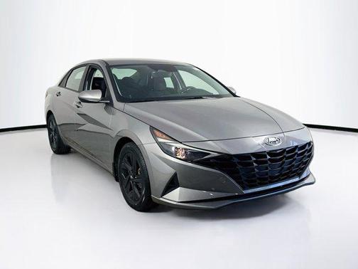 Fluid Metal 2023 Hyundai ELANTRA SEL