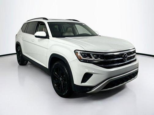 2022 Volkswagen Atlas 3.6L SE w/Technology