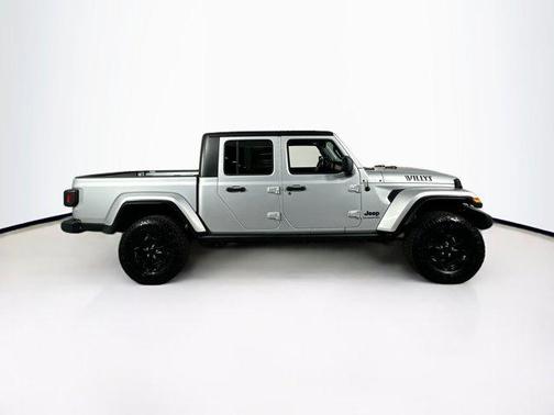 2022 Jeep Gladiator Willys 4x4