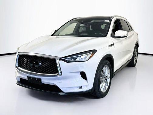 Lunar White 2022 INFINITI QX50 LUXE AWD