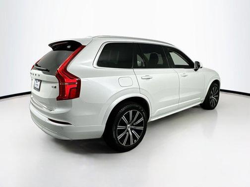 2023 Volvo XC90 B5 Core