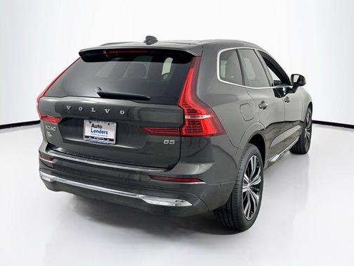 2022 Volvo XC60 B5 Inscription