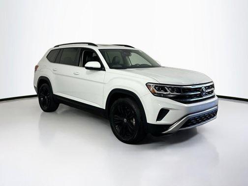2022 Volkswagen Atlas 3.6L SE w/Technology