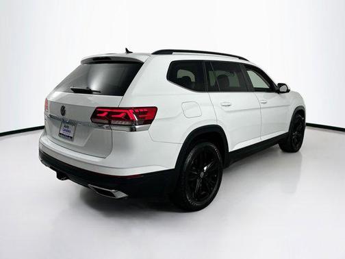 2022 Volkswagen Atlas 3.6L SE w/Technology