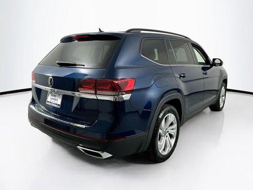 2022 Volkswagen Atlas 2.0T SE w/Technology
