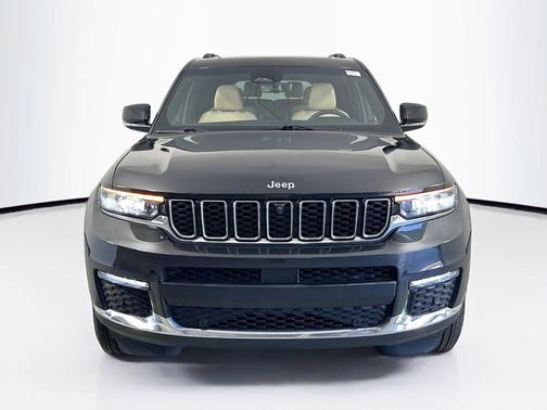 Rocky Mountain Pearlcoat 2023 Jeep Grand Cherokee L Limited
