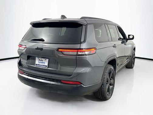 2022 Jeep Grand Cherokee L Altitude