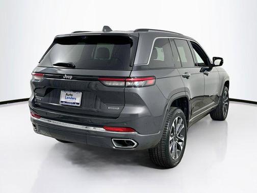 2022 Jeep Grand Cherokee Overland