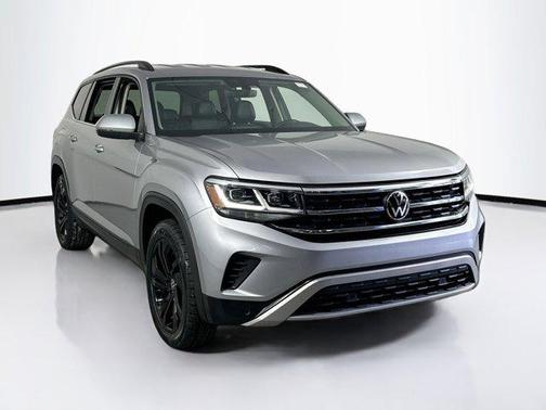 2023 Volkswagen Atlas 3.6L SE w/Technology
