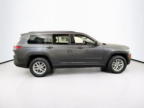 2021 Jeep Grand Cherokee L Laredo