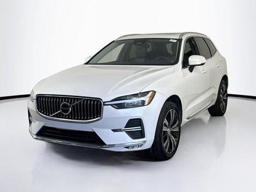 2022 Volvo XC60 B5 Inscription