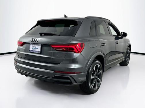 Daytona Gray Pearl Effect 2025 Audi Q3 45 S line Premium Plus