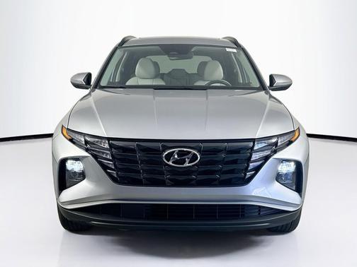 Shimmering Silver 2023 Hyundai TUCSON SEL