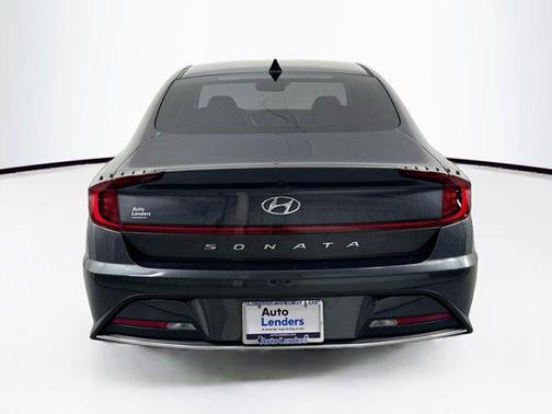 2021 Hyundai SONATA SE