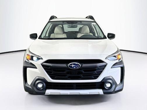 Crystal White Pearl 2024 Subaru Outback Limited XT