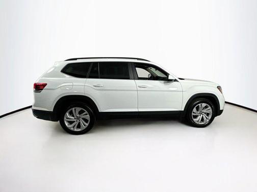 2022 Volkswagen Atlas 3.6L SE w/Technology