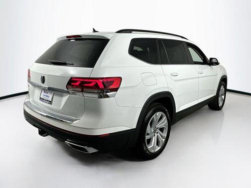 2022 Volkswagen Atlas 3.6L SE w/Technology