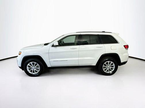 2022 Jeep Grand Cherokee Laredo