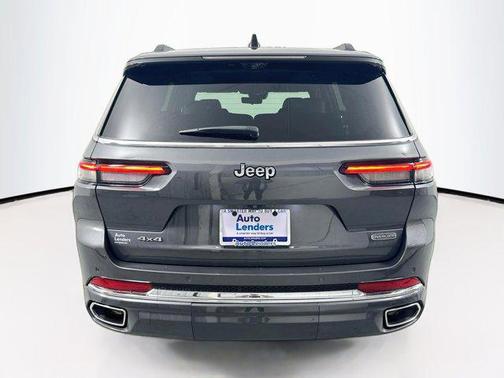 Baltic Gray Metallic Clearcoat 2023 Jeep Grand Cherokee L Overland