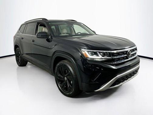 2022 Volkswagen Atlas 3.6L SE w/Technology