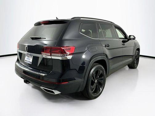 2022 Volkswagen Atlas 3.6L SE w/Technology