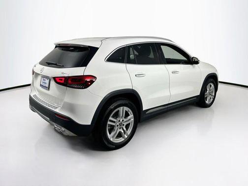 2021 Mercedes-Benz GLA 250 Base 4MATIC