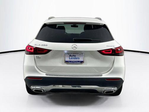 2021 Mercedes-Benz GLA 250 Base 4MATIC