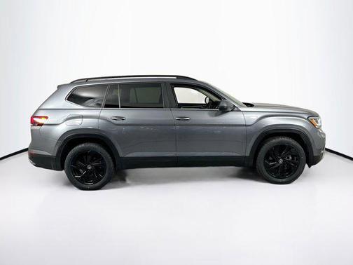 2023 Volkswagen Atlas 3.6L SE w/Technology