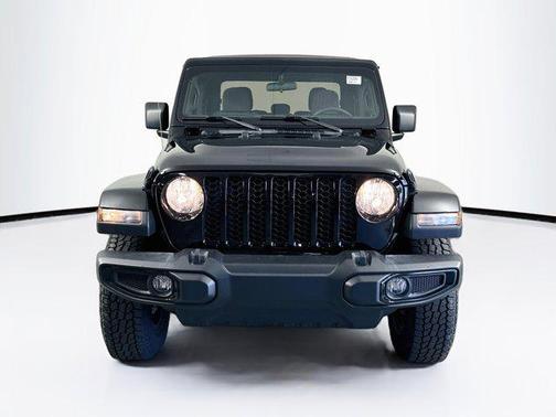 Black Clearcoat 2023 Jeep Gladiator Willys 4x4