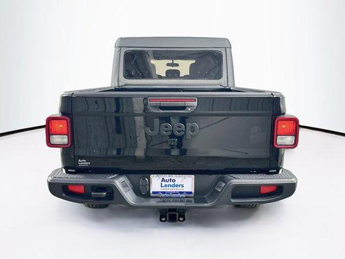 Black Clearcoat 2023 Jeep Gladiator Willys 4x4