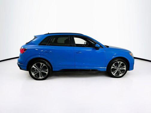 2022 Audi Q3 45 S line Premium Plus