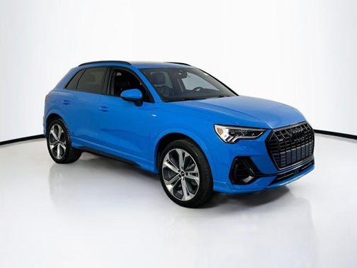 2022 Audi Q3 45 S line Premium Plus