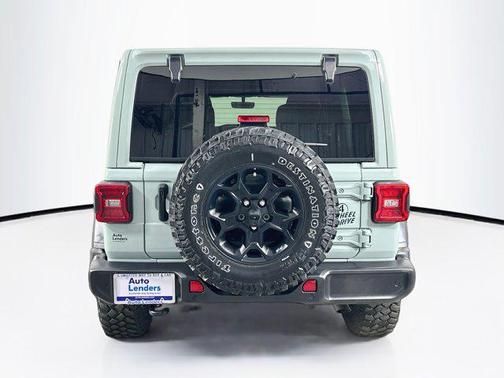 Earl Clearcoat 2023 Jeep Wrangler Willys