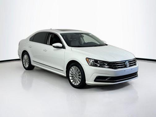2017 Volkswagen Passat 1.8T SE