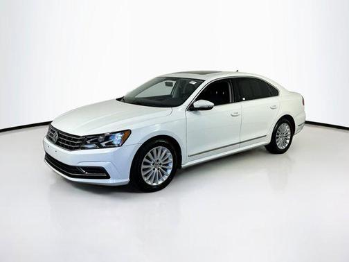 2017 Volkswagen Passat 1.8T SE