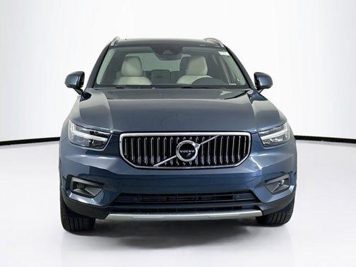 2022 Volvo XC40 T4 Inscription