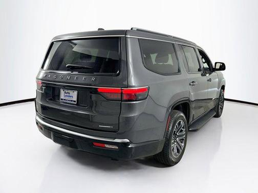 2022 Jeep Wagoneer Series III 4x2