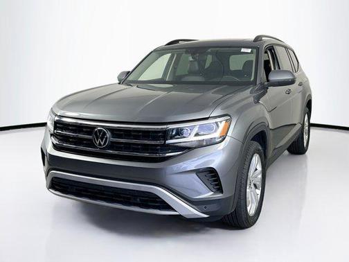 2023 Volkswagen Atlas 3.6L SE w/Technology