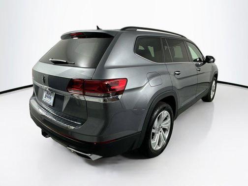 2022 Volkswagen Atlas 3.6L SE w/Technology