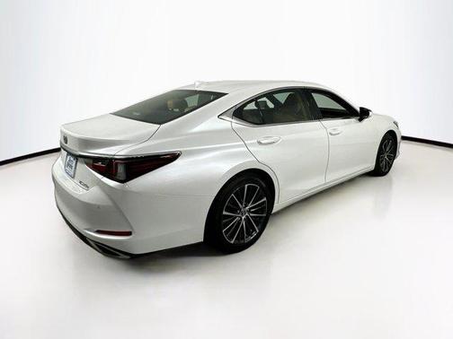 2023 Lexus ES 350 Base