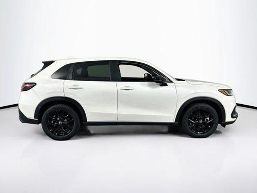 Platinum White Pearl 2023 Honda HR-V 2WD Sport
