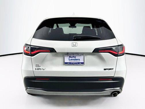 Platinum White Pearl 2023 Honda HR-V 2WD Sport