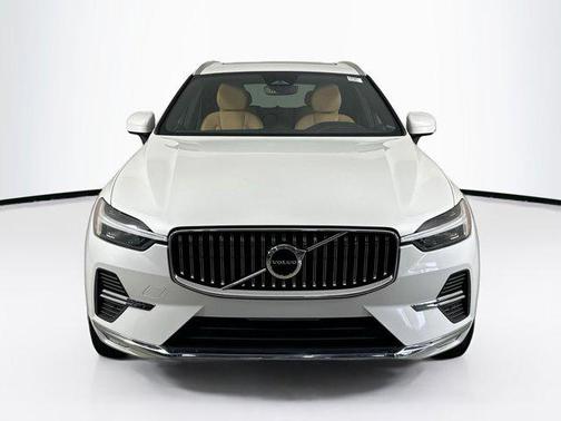 2022 Volvo XC60 B5 Inscription