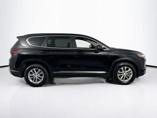 2019 Hyundai SANTA FE SE 2.4