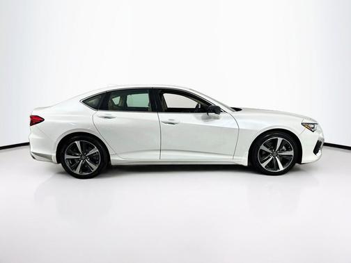 Platinum White Pearl 2024 Acura TLX Technology