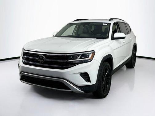 2022 Volkswagen Atlas 3.6L SE w/Technology