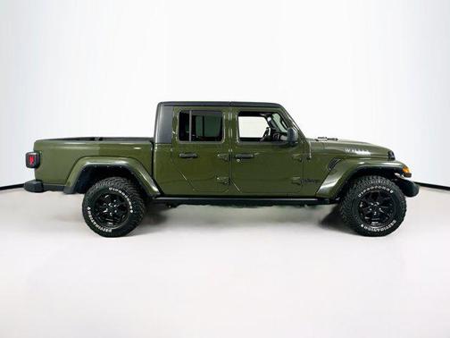 2022 Jeep Gladiator Willys 4x4