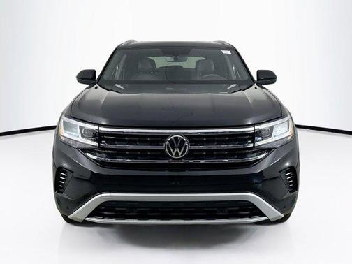 2022 Volkswagen Atlas Cross Sport 2.0T SE w/Technology
