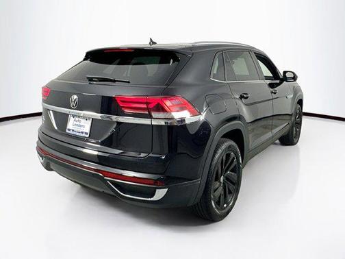 2022 Volkswagen Atlas Cross Sport 2.0T SE w/Technology